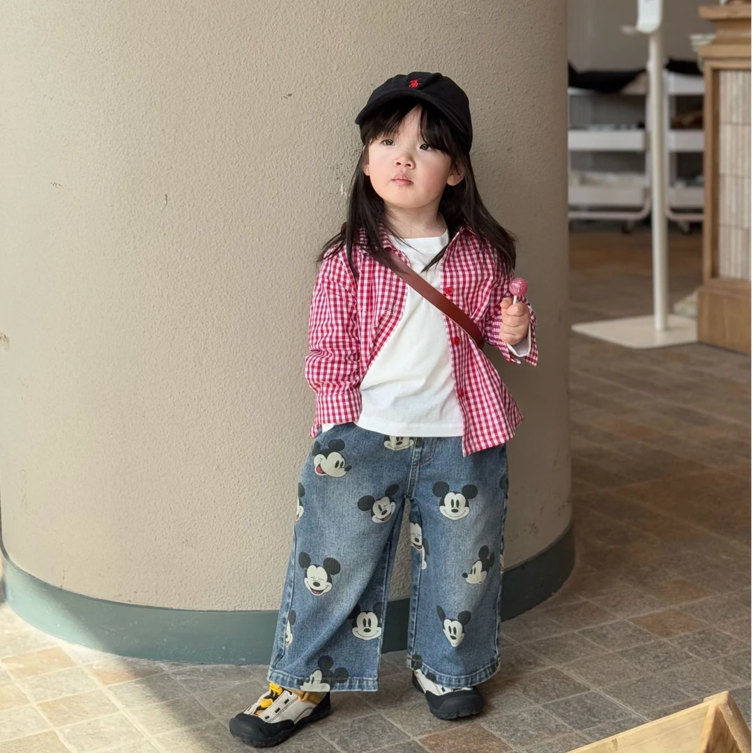 小惜亦2025秋季韩版女童洋气红色格子衬衫搭白T搭米奇牛仔裤套装