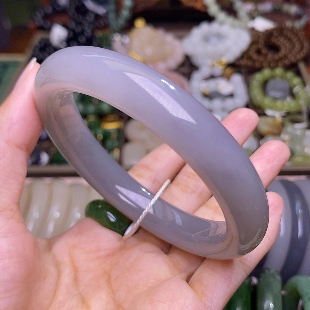 和田玉未镶嵌颈饰毕业级59老矿料浓烟紫手镯