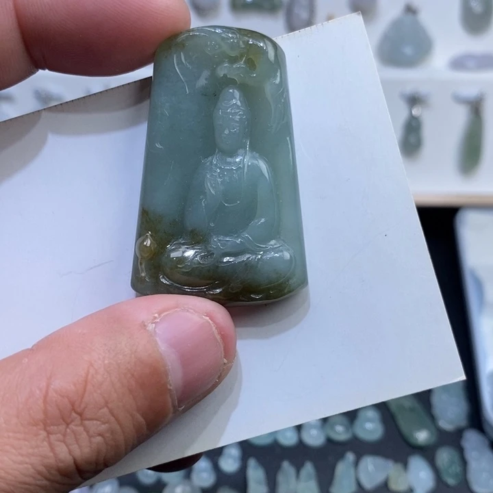 翡翠未镶嵌颈饰吊坠