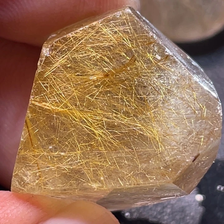 阿***@未镶嵌颈饰发晶钛