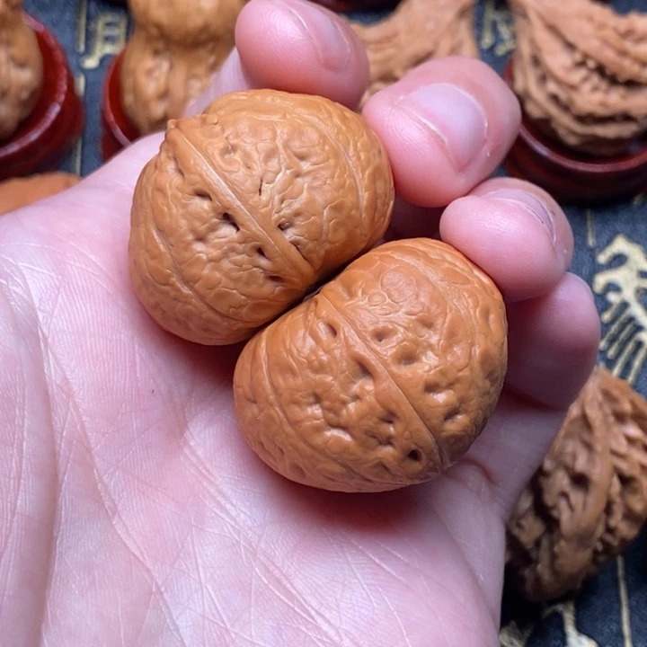 吊坠文玩核桃小桃心