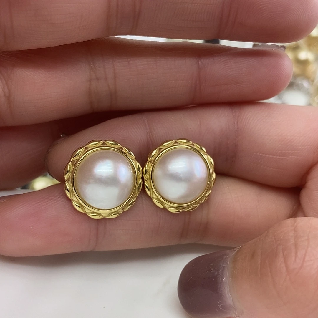 银S925镶嵌拼合珍珠（马贝珠）耳饰