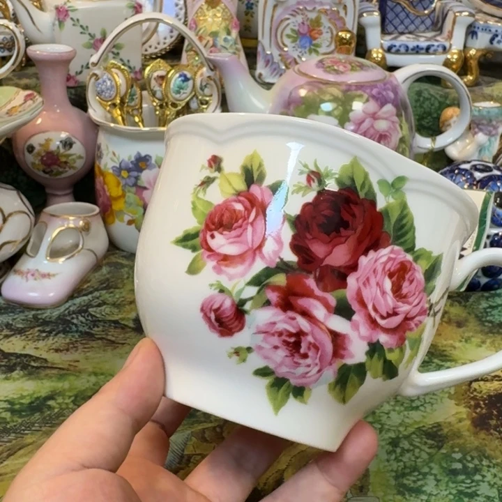 鹿与海陶瓷家居有限公司