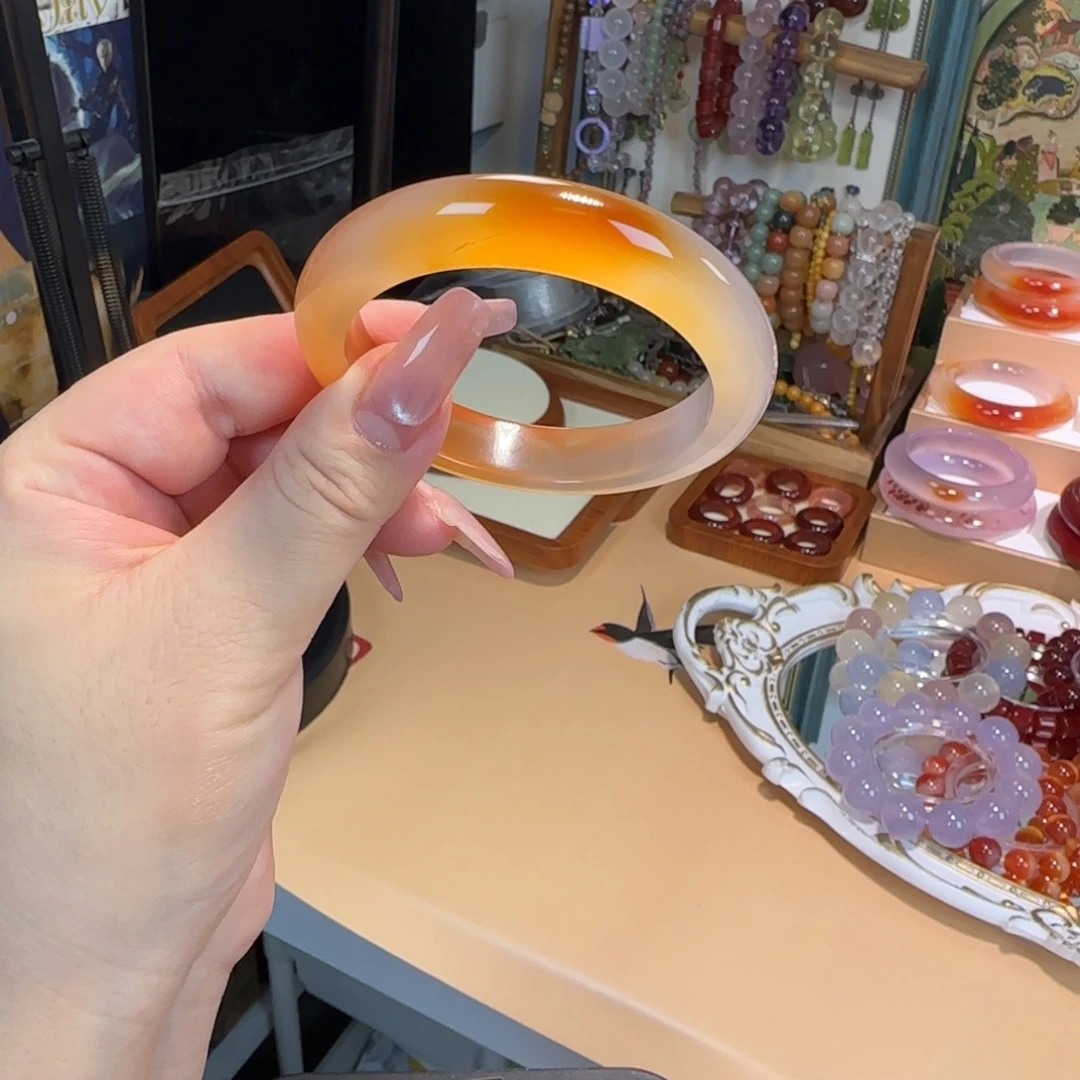 玛瑙/玉髓未镶嵌手镯