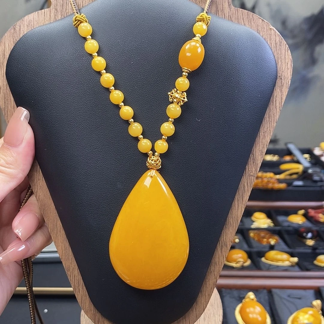 琥珀未镶嵌裸石成品