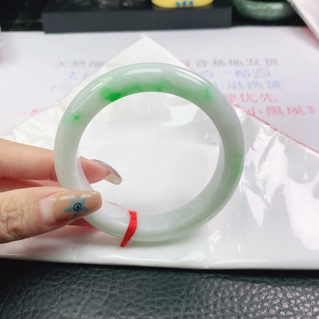 你***翡翠未镶嵌手镯翡翠57.5