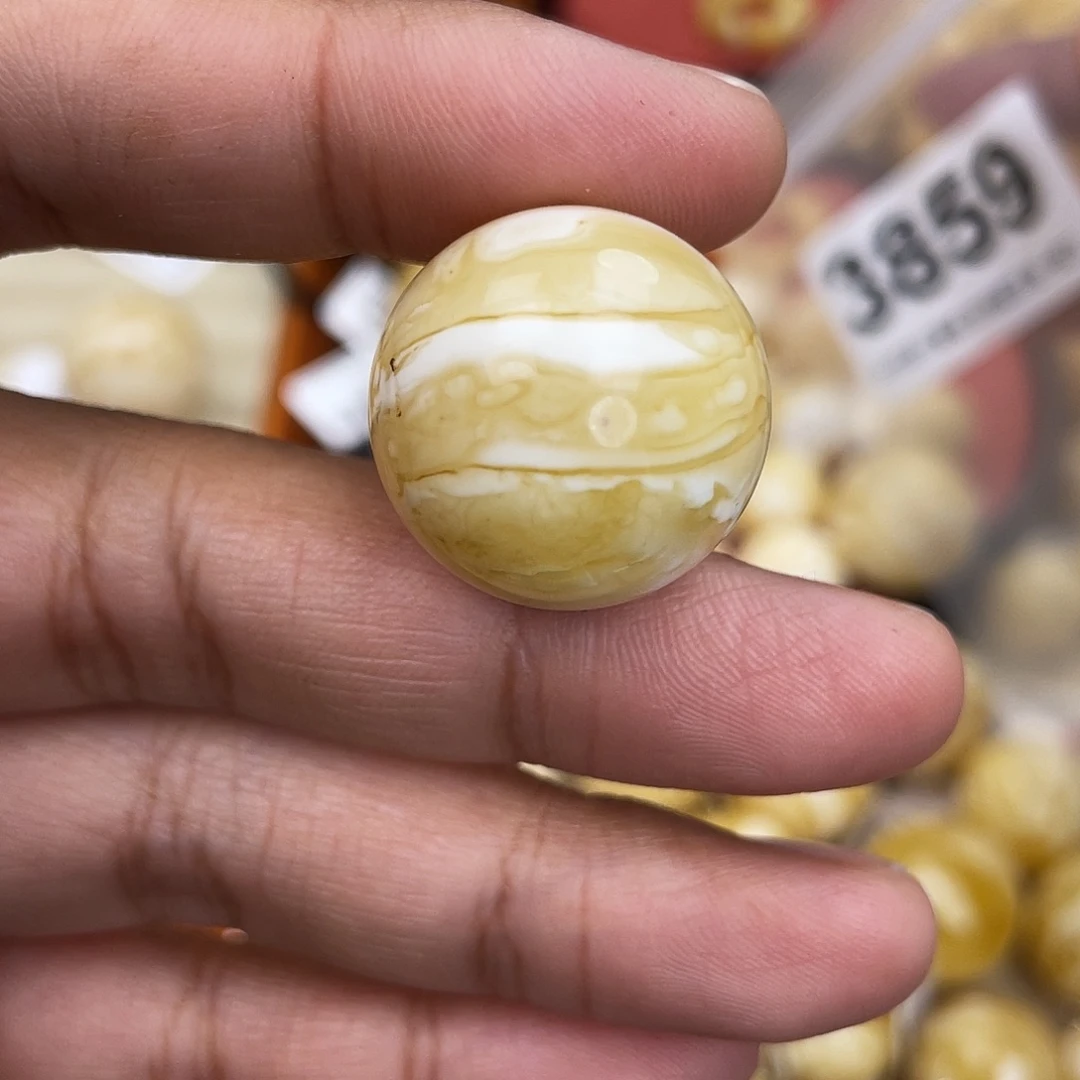 蜜蜡未镶嵌珠宝奇石粉22.5