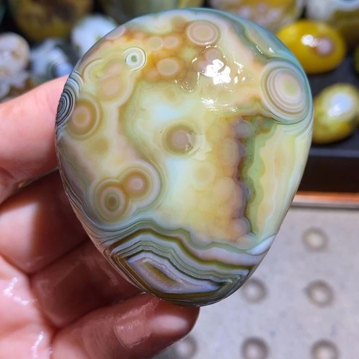 未镶嵌玛瑙/玉髓珠宝半成品49