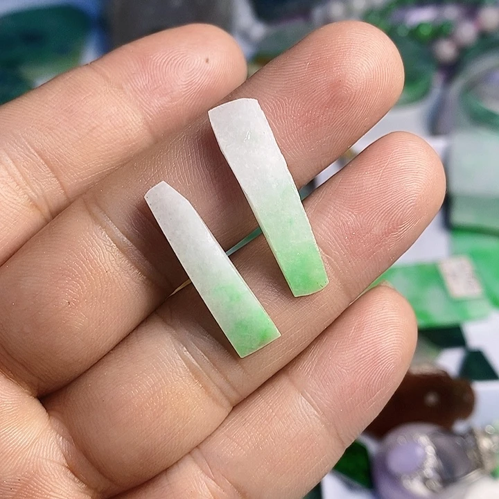 翡翠散珠天然翡翠A货挂件