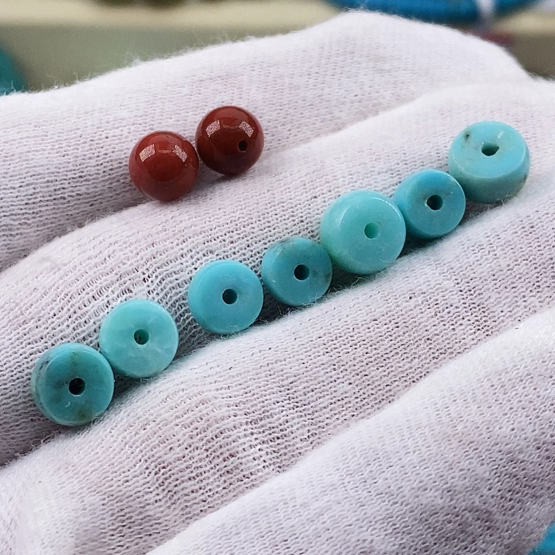 南红玛瑙未镶嵌珠宝奇石