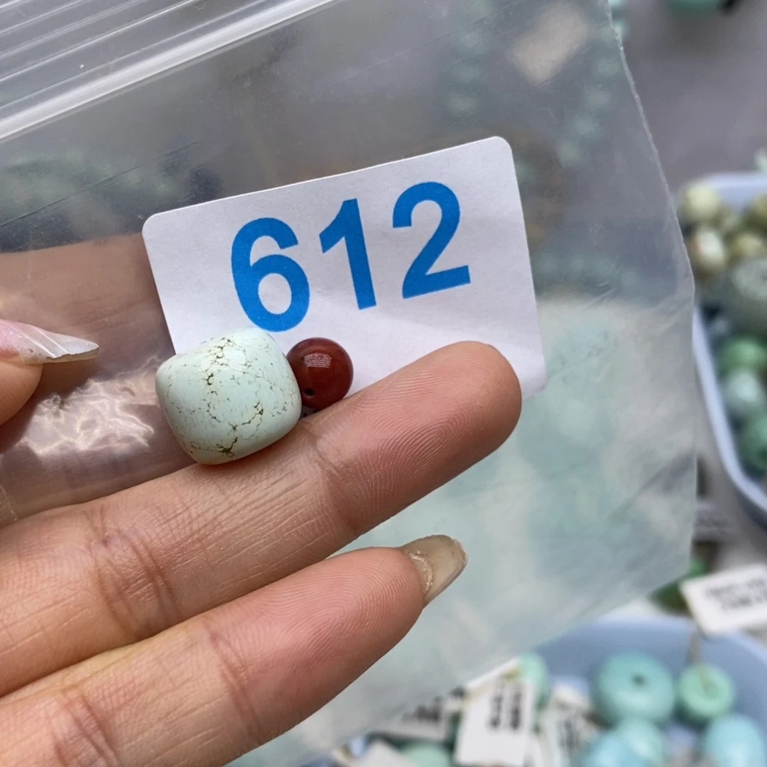 未镶嵌南红玛瑙珠宝奇石