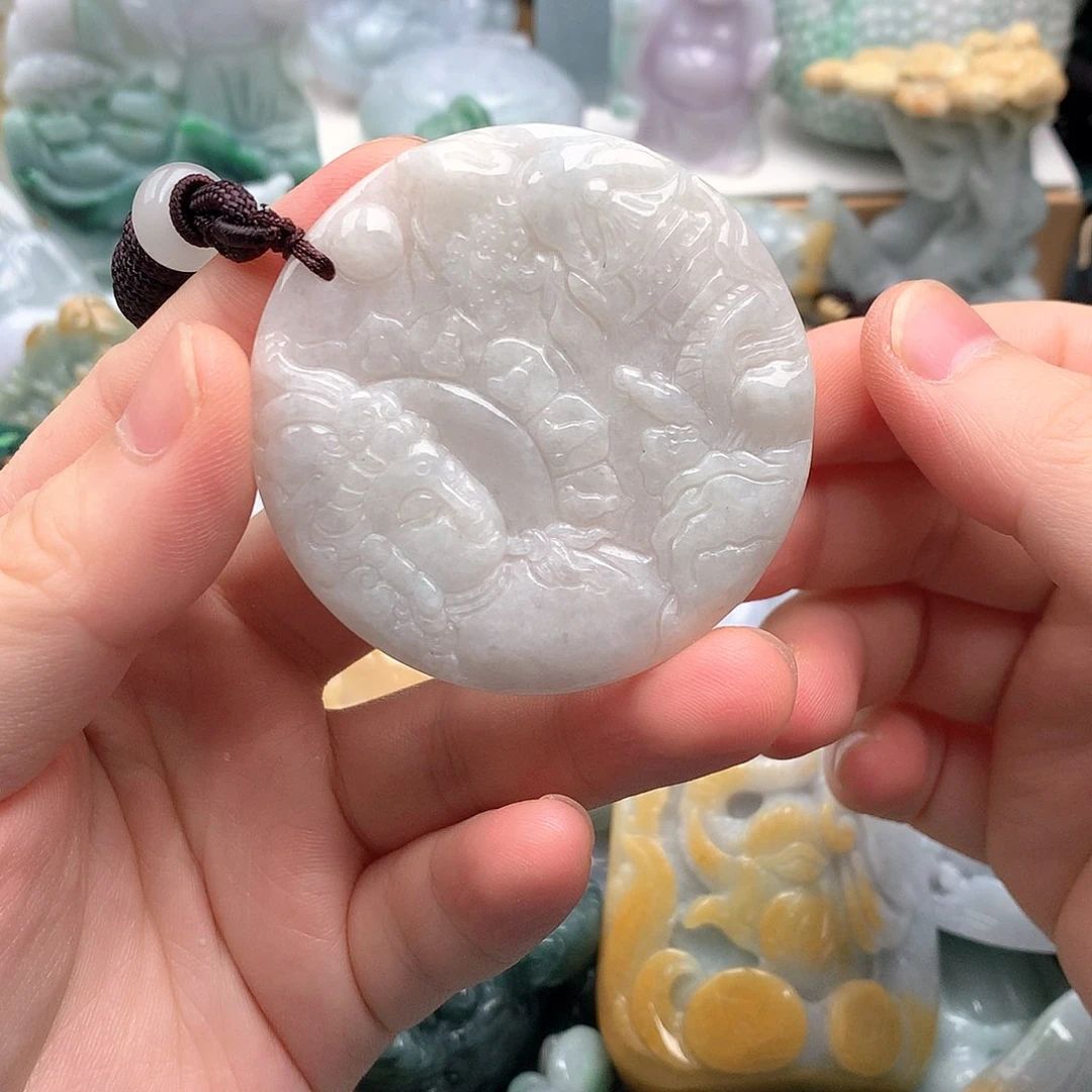 吊坠(不含链)未镶嵌翡翠