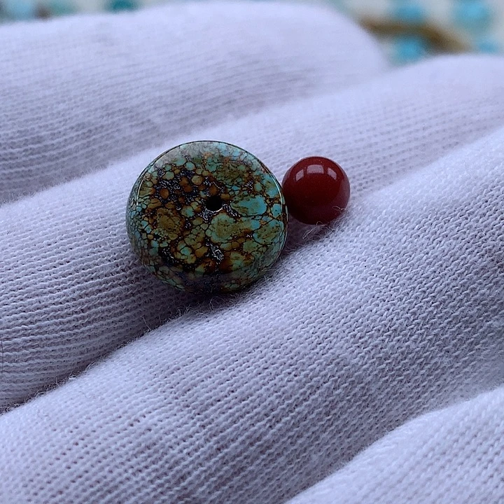 南红玛瑙未镶嵌珠宝奇石