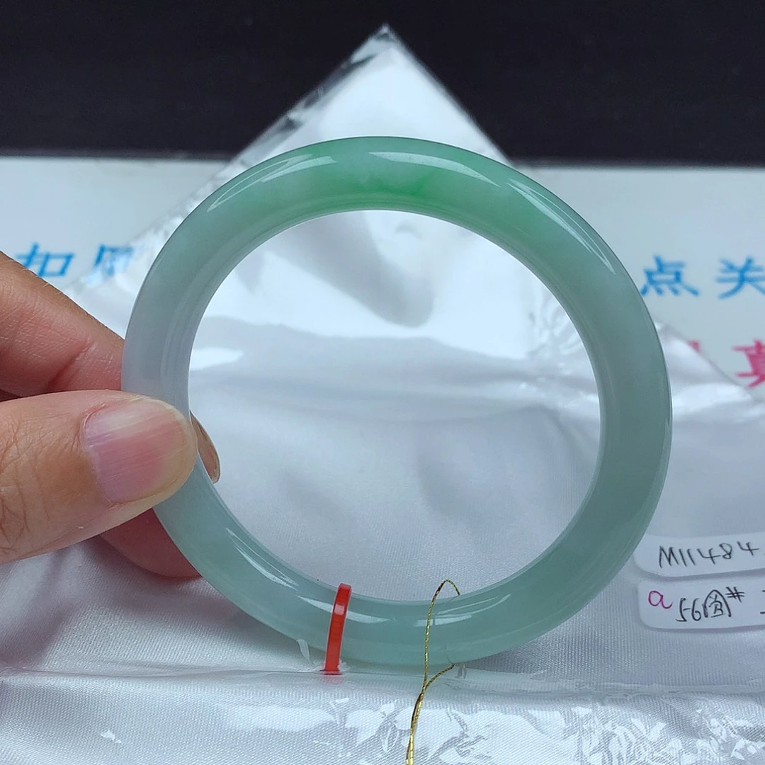 翡翠未镶嵌手镯56圈4845