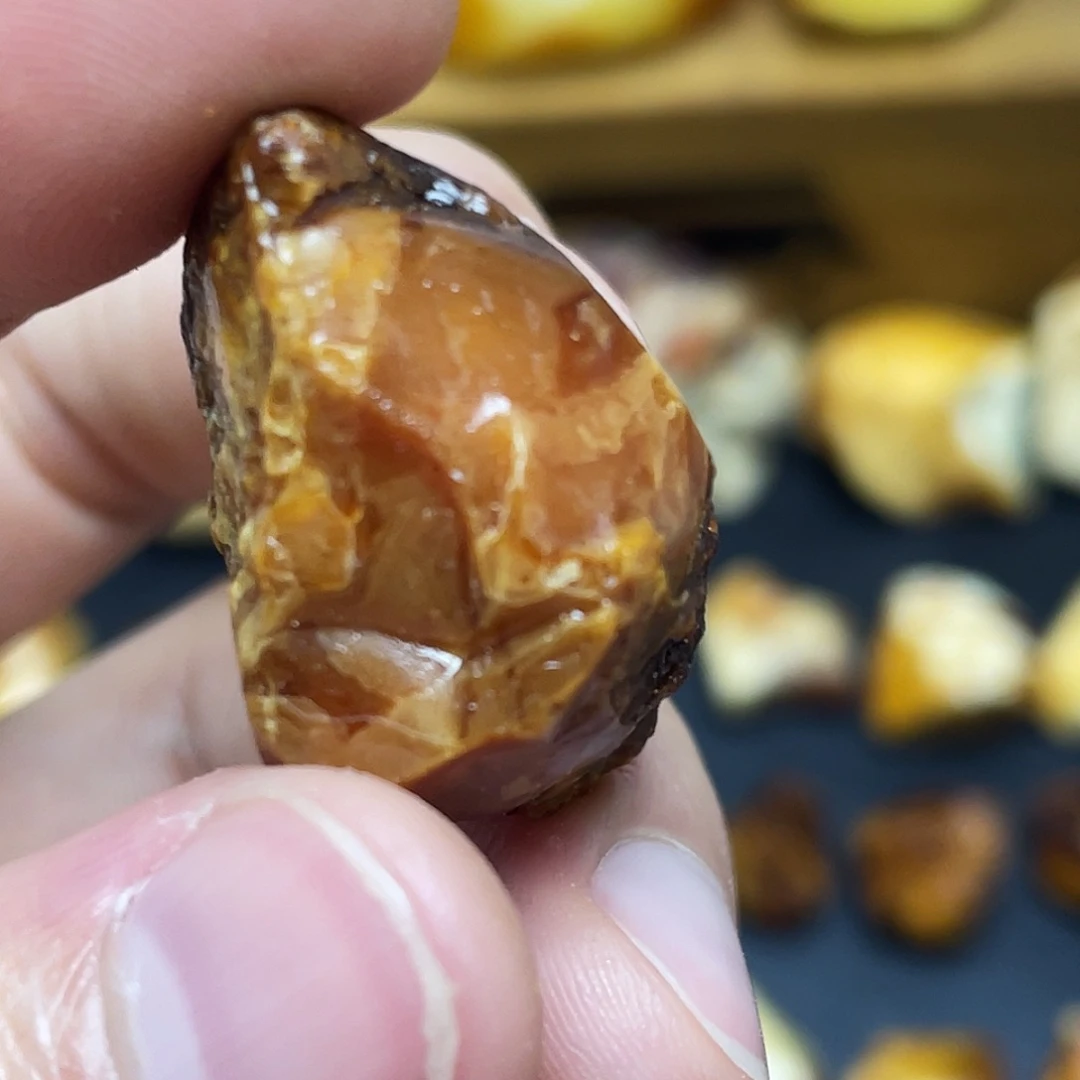 定制琥珀未镶嵌定制