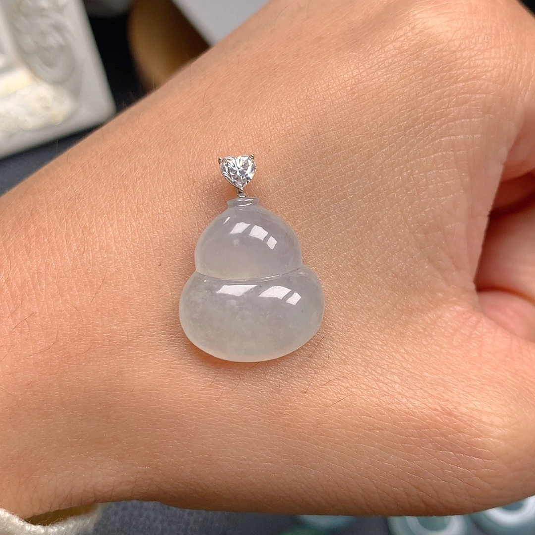 吊坠(不含链)18K金镶嵌翡翠
