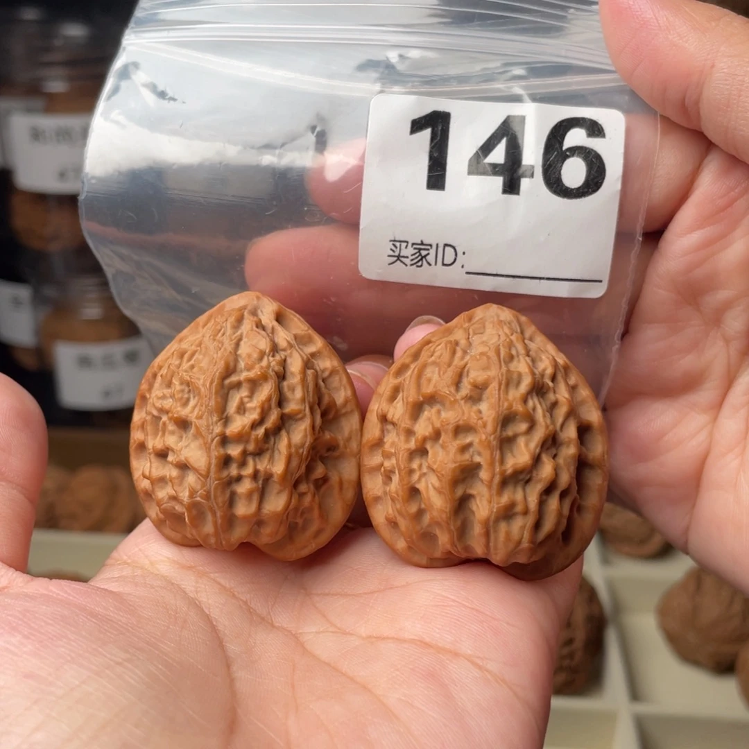 把件文玩核桃37金牛
