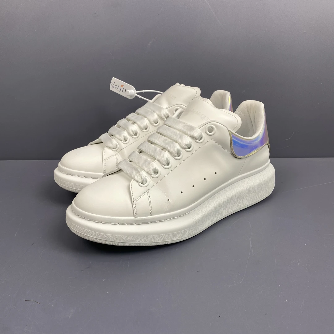 95新 Alexander McQueen/亚历山大·麦昆 39码休闲鞋中底小刮擦255