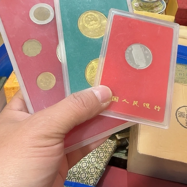 奔***来紫檀木类成套家具老物件