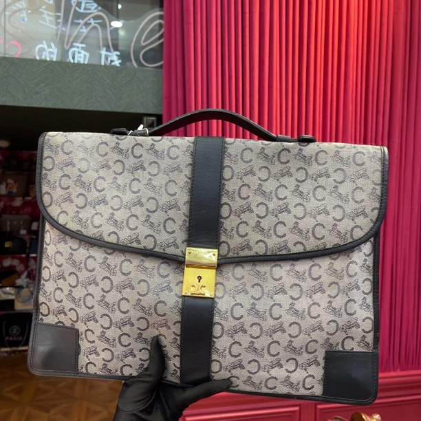 95新 Celine/思琳 Celine 老花公文包电脑包 可手提可斜挎