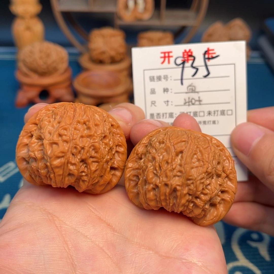 文玩核桃把件血麒麟40+