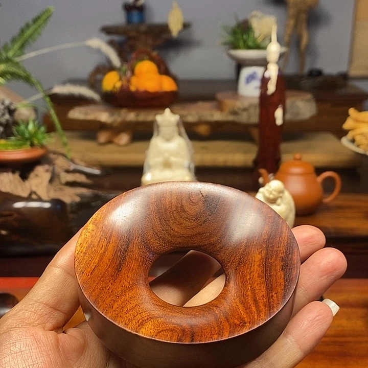 五****檀香紫檀（小叶紫檀）