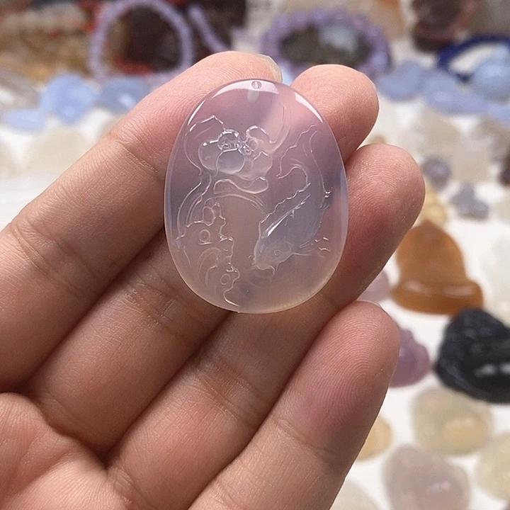 玛瑙/玉髓颈饰未镶嵌