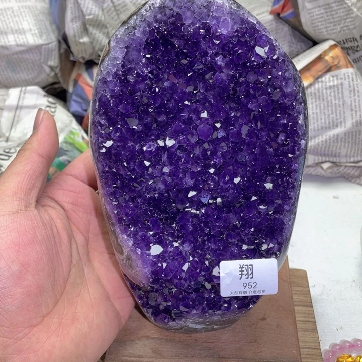 未镶嵌大型摆件（非配饰）水晶