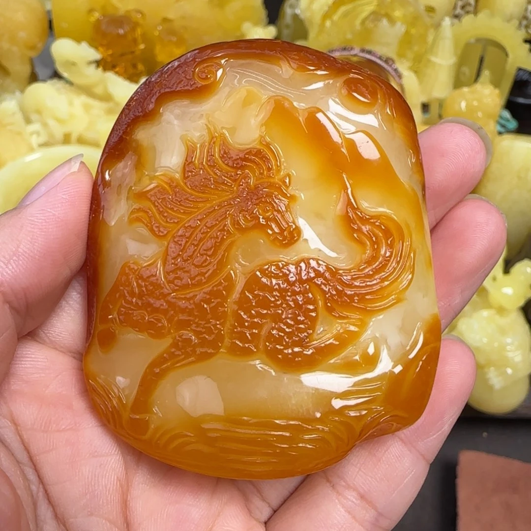 蜜蜡未镶嵌珠宝奇石