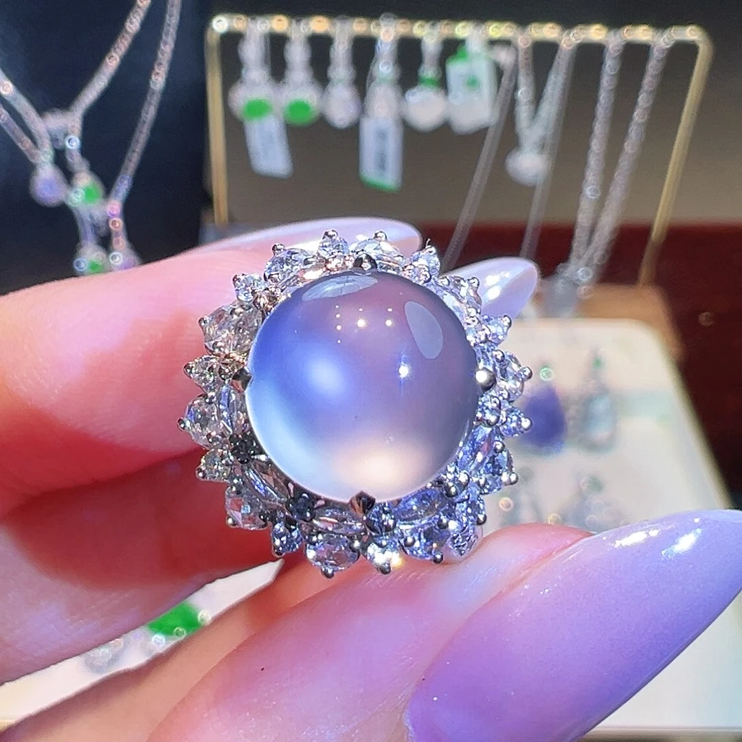 18K金镶嵌戒指翡翠翡翠