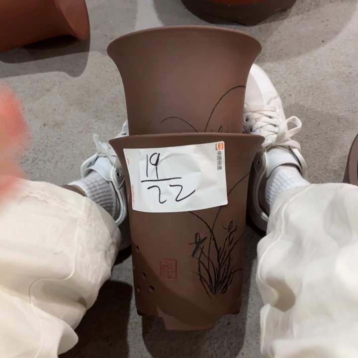 紫砂花盆紫砂的颜色