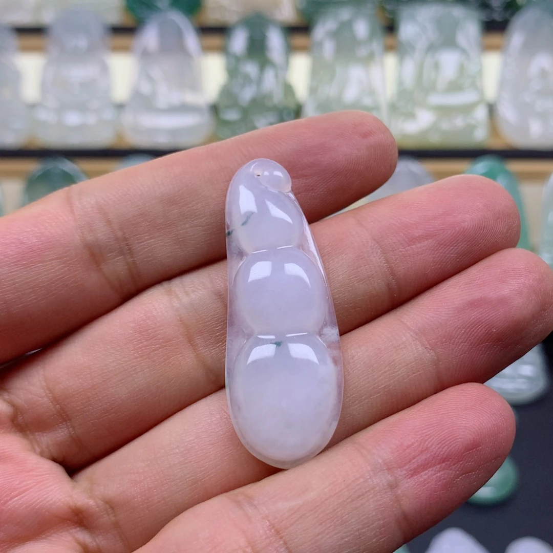 颈饰未镶嵌翡翠福豆连中三元