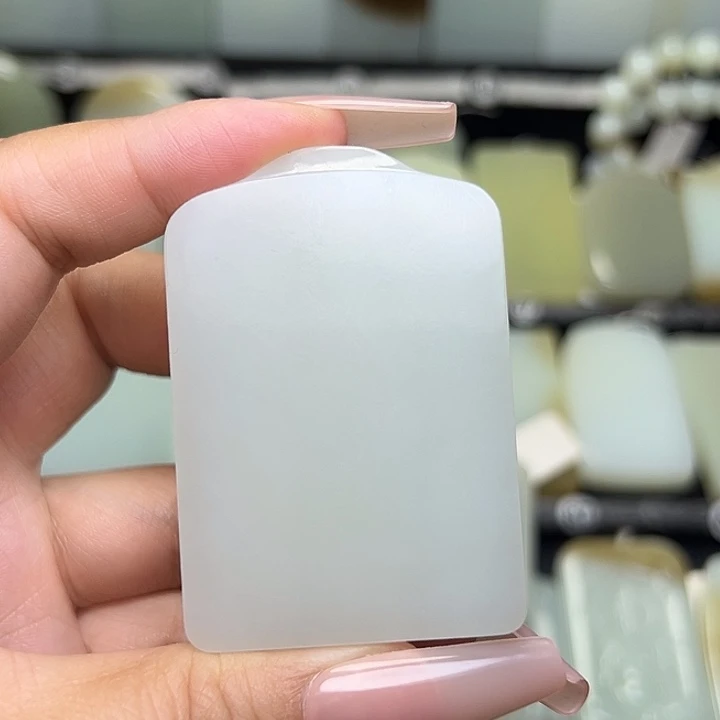 和田玉未镶嵌颈饰L*p