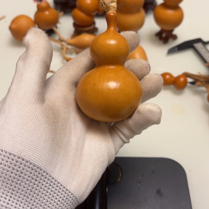 良***天然手捻老皮葫芦