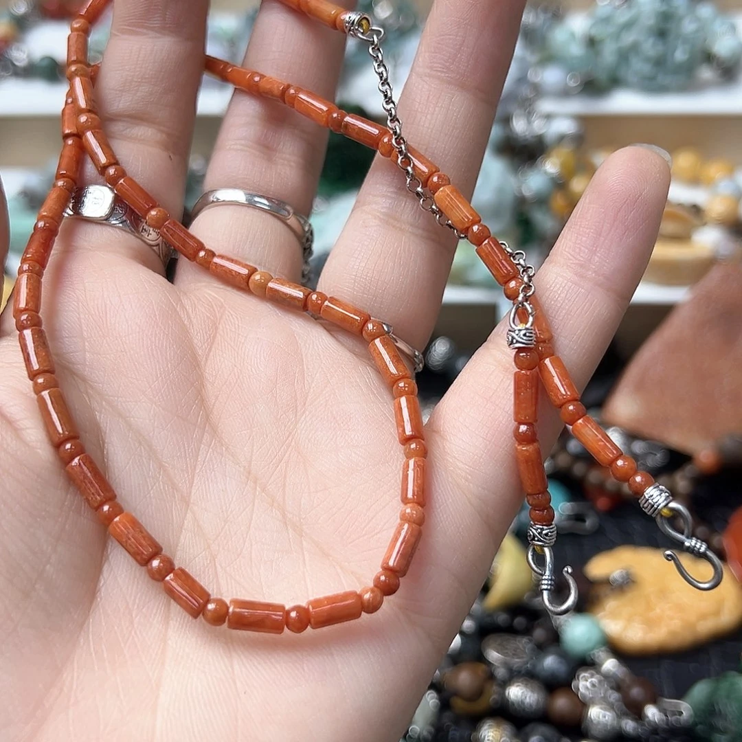 翡翠戒指未镶嵌小****?