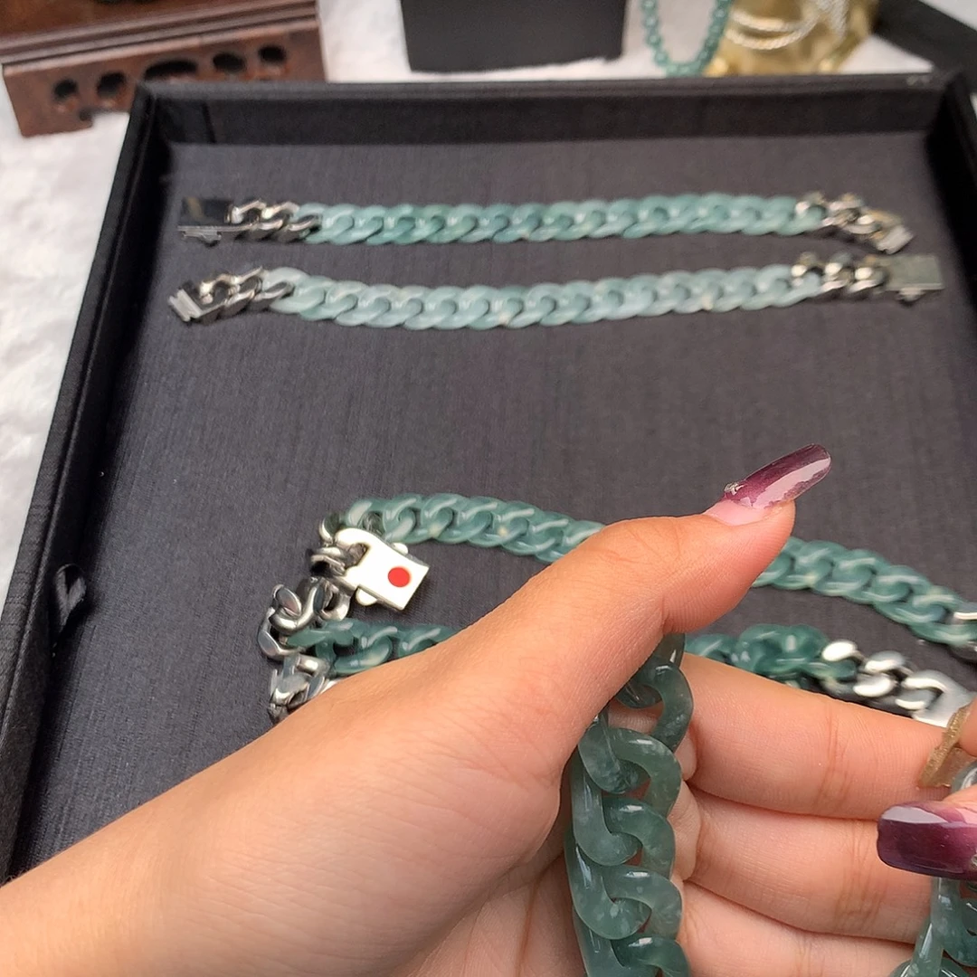 东***哥翡翠未镶嵌手链翡翠