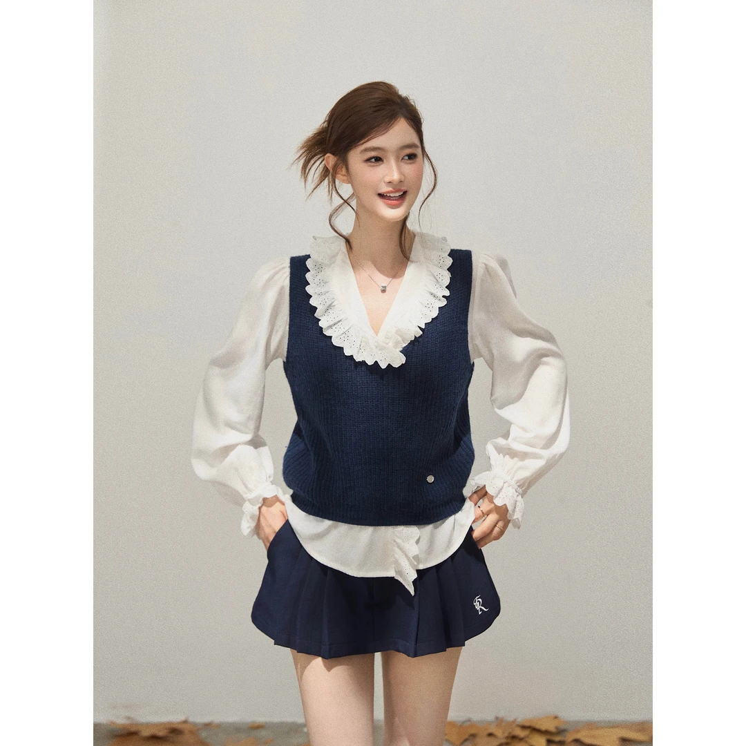 【谢不肉】荷叶边V领法式长袖衬衫女早秋外搭刺绣针织马甲套装50345
