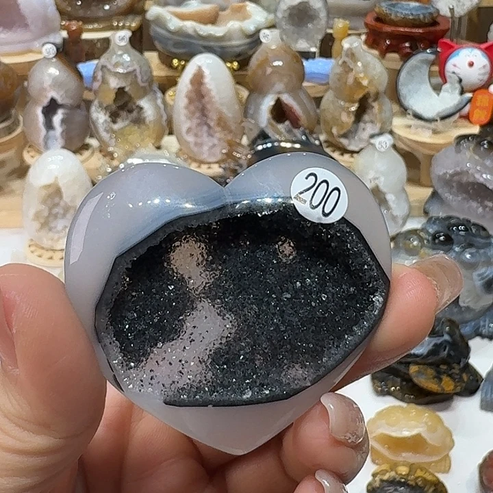 玛瑙/玉髓未镶嵌雕刻件