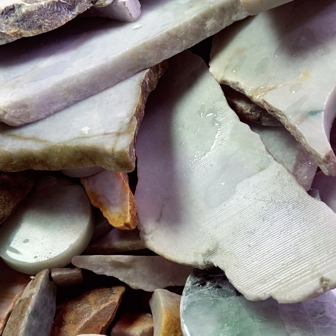 翡翠裸石往**走翡翠