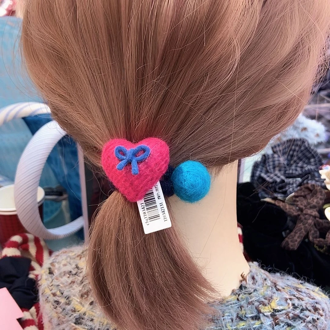 布艺非金属爱心头绳