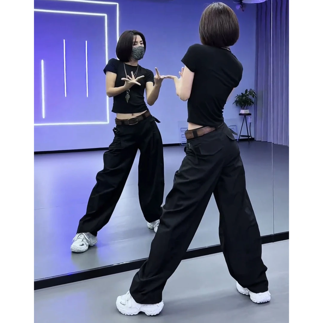 夏季温柔系穿搭2025新款韩版酷风气质百搭上衣高腰显瘦裤子两件套