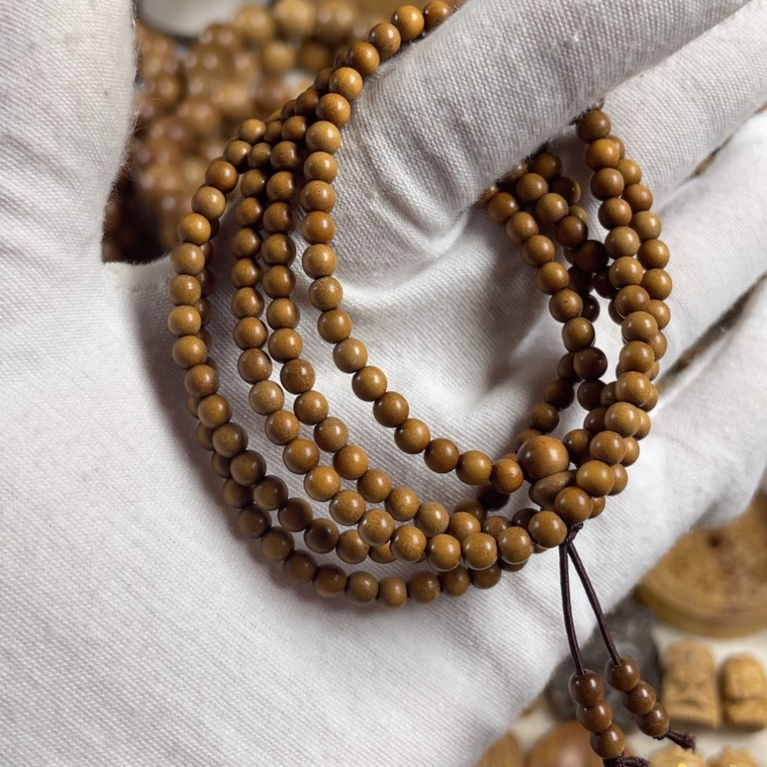 檀香木手串/手链/老山檀香216✖️0.4