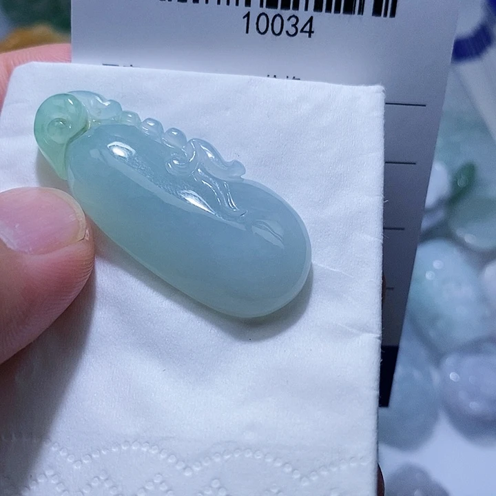 翡翠未镶嵌颈饰天光墟翡翠市场现金代购