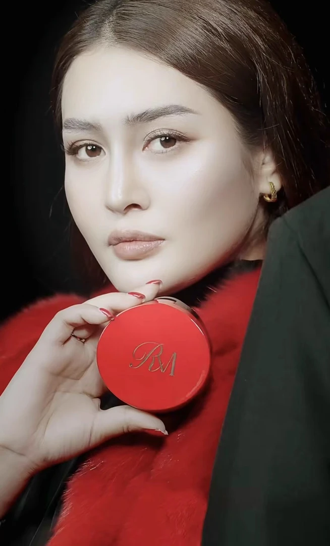 玫瑰RM黑松露养肤气垫