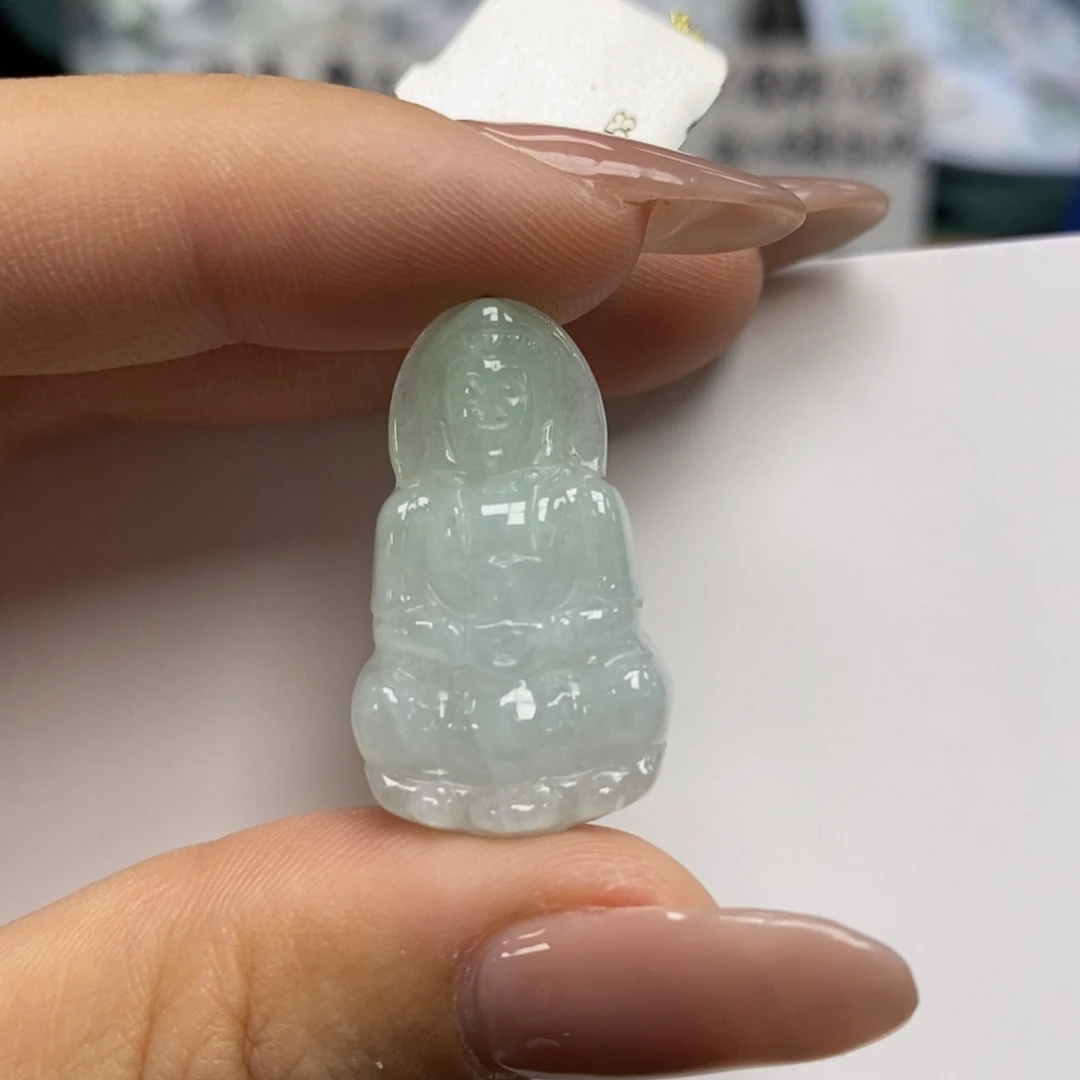 颈饰未镶嵌翡翠观音