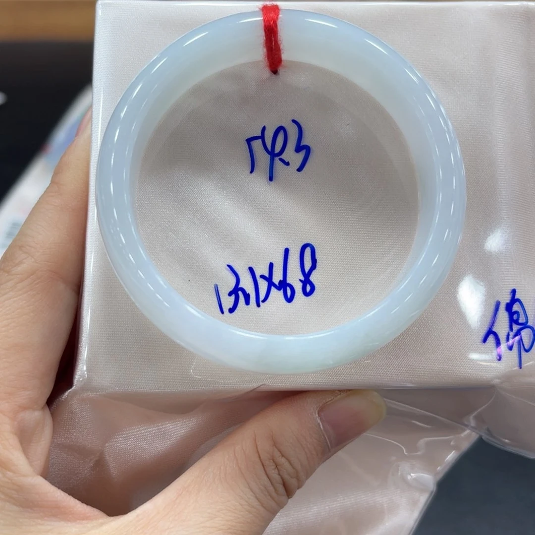 未镶嵌手镯翡翠翡翠