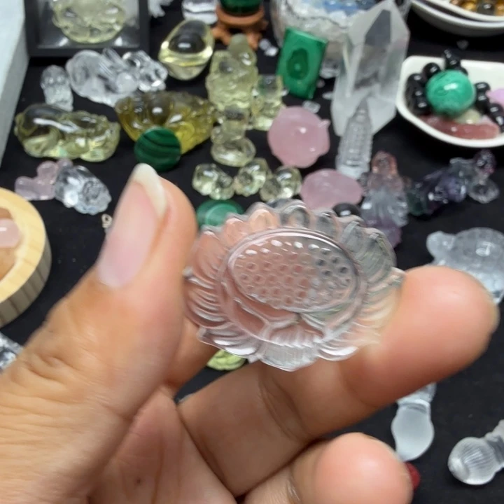 未镶嵌颈饰水晶水晶