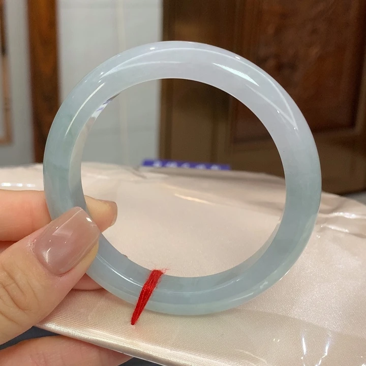 翡翠手镯未镶嵌翡翠手镯未镶嵌56.4圈口