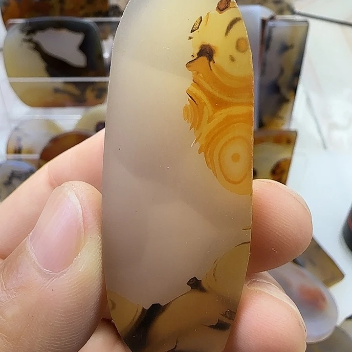 未镶嵌颈饰玛瑙/玉髓
