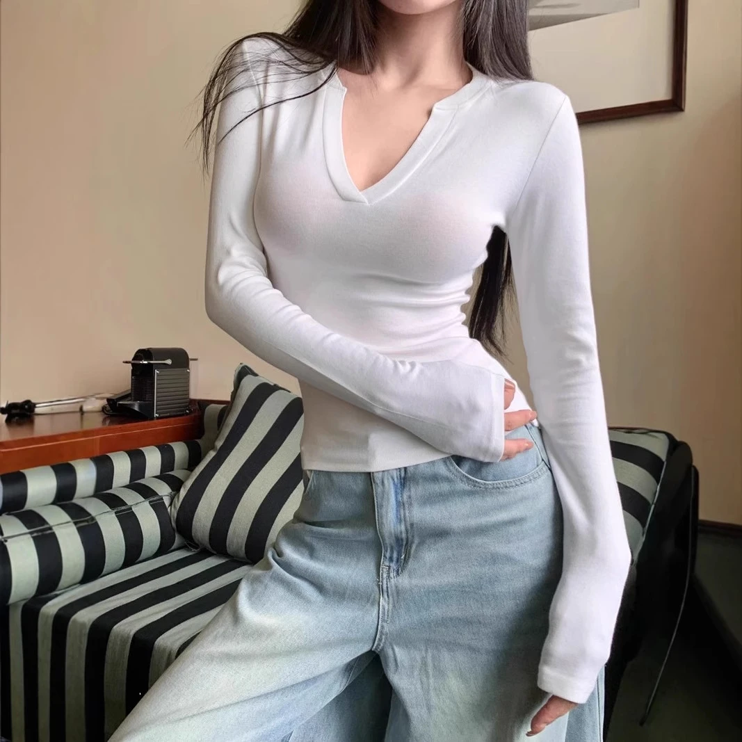 白色v领长袖正肩T恤女春季修身紧身打底衫辣妹纯色显瘦内搭上衣